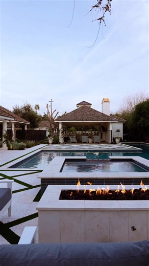 This custom pool project hit it out of the park 😏 #arizonapools #poolsofinstagram #dreambackyard #poolsofinstagram #luxurylifestyle