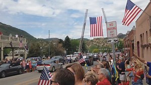 A private burial ceremony for Captain Jeff Kuss has been held in Durango, Colorado. Many people lined the streets during a procession before the service. The Blue Angels pilot was killed in a crash while practicing for an air show in Smyrna. FULL STORY: http://on.nc5.co/25UiJhm (Video Courtesy: Jameson Bobbin) | NewsChannel 5 Nashville