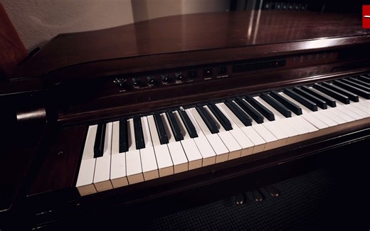 硬件合成器 IK Multimedia Syntronik 2