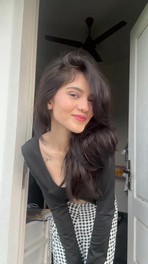 Ishita🪽 on Instagram: "I think I’m in love w mini flared skirts🤍 skirt id @fwd : 30155702 #fyp #explore #reels #fashion #nopoledontoliver #foryou #instagram #myntrafwd #fwdfitcheck #myntrafinds #fwdfam"