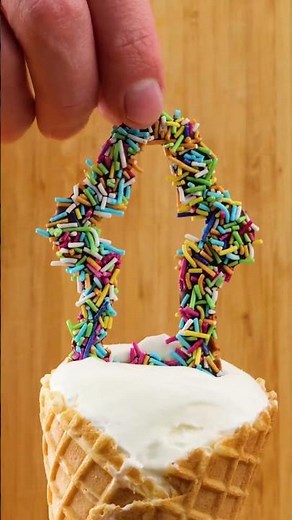 Cake Magic: 5 Fun Hacks to Wow Your Guests!