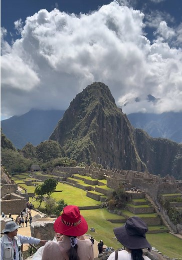 Discovering Machu Picchu: The Lost City of the Incas