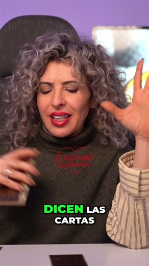 Sagittarius: Past Love or Bright Future? The Cards Reveal All! #shorts