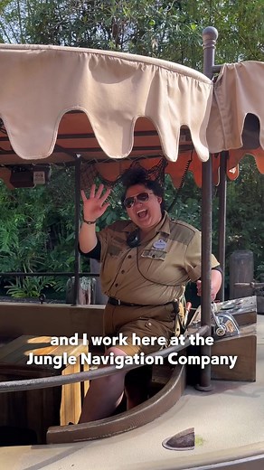 The Disney College Program will change your life, just ask Skipper Grayson! And if you don't believe us you're in...disbelief. 🙊 #dcp #disneycollegeprogram