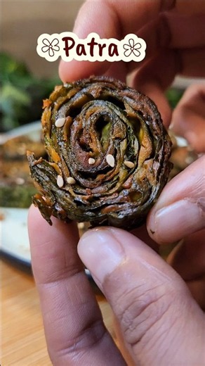 પાત્રા બનાવાની પરફેક્ટ રીત | Patra recipe #patrarecipe #shorts