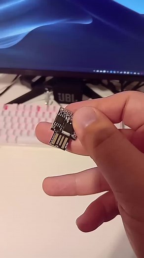 Cosas que se pueden hacer con un attiny85 🌚 #arduino #digispark #attiny85 #rickroll