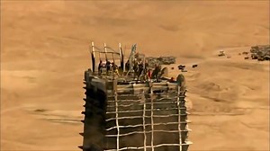 Más allá del apocalipsis 10.5: Apocalypse [Acción/Drama] Película Completa En Español Sinopsis: Después de que un catastrófico terremoto sacudiera la costa oeste, la sismóloga Samantha Hill guía al país a través de la historia de los peores desastres naturales de la historia. Trabajando bajo los auspicios del presidente junto al geólogo Jordan, Samantha es un símbolo de valor y resistencia. Pero cuando un terrible tsunami borra Waikiki del mapa, su miedo sobre los efectos secundarios de éste ser