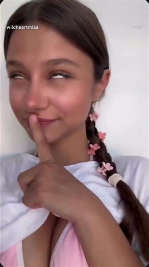 Mia #youtubeshorts #music #youtube #shortvideo #viralvideo #dance #subscribe #remix #girlpower