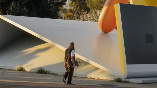 A Skateboarder with a Completely Unique Style