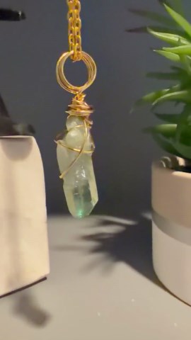 Green Quartz Crystal Pendant Necklace, Gold Wire Wrapped - Etsy
