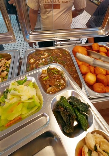 Xuất Ăn 30k Tại Bếp 4U: Sẽ Có Những Gì? Cùng Anh Hưng Nậu Dư Vào Bếp!