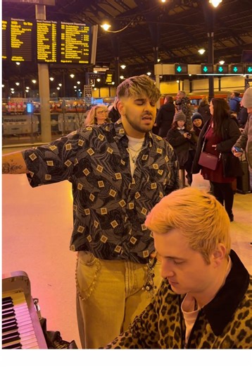 Singing 'Pillowtalk' by Zayn Malik: A Fun Cover