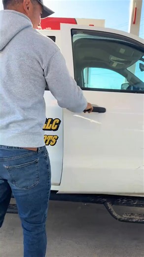 ✨AirTag Wallet for Men - with Pop Up Aluminum Case Money Clip Slim Leather Slots Credit Card Holder RFID Blocking Bifold Minimalist Wallet 👉 | Afterwatrd