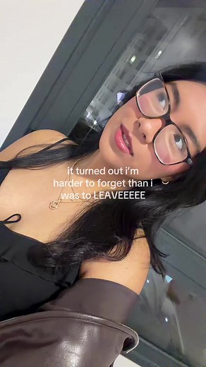 Taylor Swift Writes Song About Her Ex!