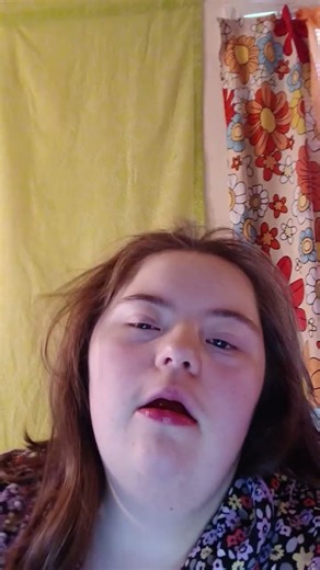 singing and dancing to what doesn't kill you makes you stronger by Kelly Clarkson