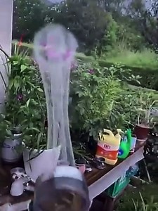 Turbocharged Handheld Shower Head-Shower Head with Filter and Pause switch, Propeller Driven Turbo Charged Spinning Shower Head - Easy Install 360 Degrees Rotating with 5 Filters.