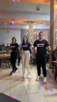 Nerka, Mubina i Bekir neumorni igraci #music #kolo #dance #veselje #live #duet #vasar #family