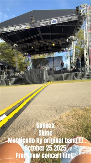 Genexx Shine cover by Collective Soul !!!!!! October 25 2025 Wayne County Memorial Park Kentucky original hometown multi genre band killin rippin shreddin rockin this stage !! Best live concert festival ever!! Best lineup of upcoming stars to greatest of all times country music stars legends !!! @sadiemartin27 @Genexx your sound and voice is epic loved rocking front row with yall!! Living my front row genx my favorite artist legends concert festival 2025 dream !! Front row concerts rocks the har