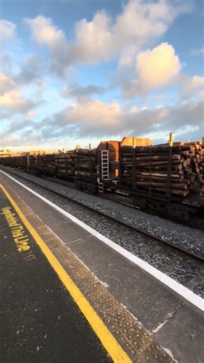 Irish rail class 071 @ Kildare #train #irishrail #ireland #railway