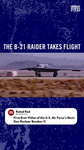 The US Air Force and Northrop Grumman have unveiled the first video of the B-21 Raider nuclear bomber in flight at the Air, Space, and Cyber Conference in Washington, DC. This footage showcases the bomber performing a series of takeoff and landing maneuvers. During the event on September 18, 2024, a panel of top officials, including General Thomas Bussiere, Major General Jason Armagost, William Bailey, and Thomas Jones, provided updates on the B-21 program’s progress. The B-21 Raider, which is s