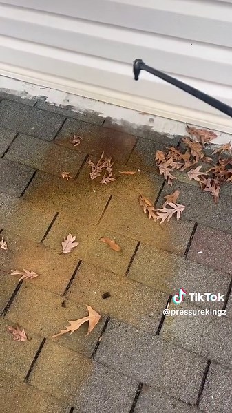 pressure washing rust removal Mr bubbles #satisfying #pressurewashingbusiness #pressurewashing