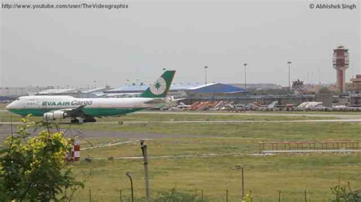 What happens when you fully load a 747