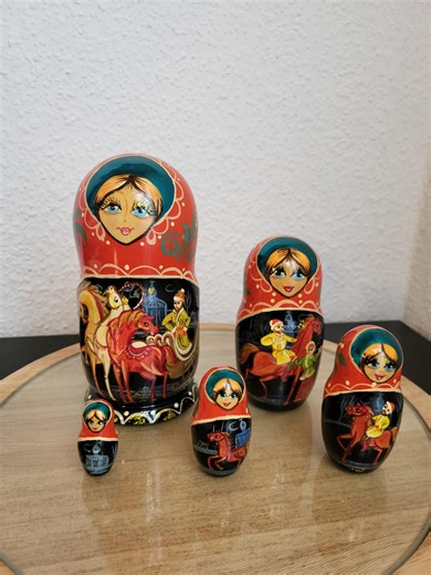 Vintage Hand-painted Matryoshka Doll Set, 5 Pieces - Etsy