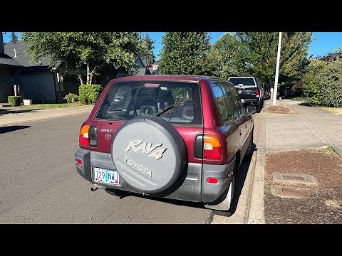 1997 Toyota RAV4 Driving Video