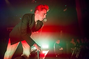 La Roux working on ‘futuristic, more innovative’ third album – watch
