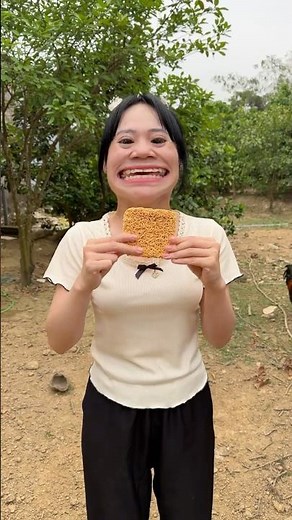Giant Mouth Girl Eats Everything #shorts