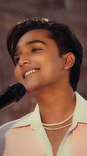 Mohammad Faiz on Instagram: "Jaldi jaldi jaake suno #tuhituunplugged ❤️ . . . @aseeskaurmusic @desimelodies @alex_pixels_ @sagarmuzic7 @bunny555__ @arvindrkhaira @jaani777 @hunny777__ . . #mohammadfaiz #mohdfaiz #faizkefaizians #faizians #desimelodies #trend"