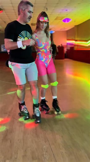 3.2K views · 102 reactions | Love learning new dances w keefe_swack #rollerskating #skating #partnerskating #rnb | Binnnaaa | Facebook