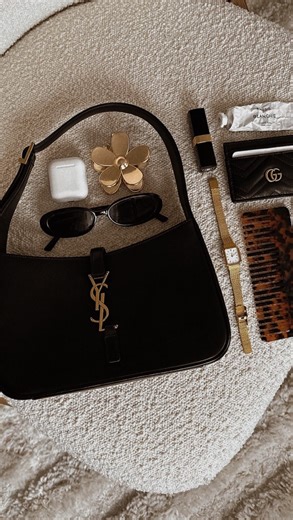 Dai Robinson | The perfect brown nude lip combo you didn’t know you needed!!! P R O D U C T S U S E D : ○ Mac Lip Liner Root for me & Caviar) |... | Instagram