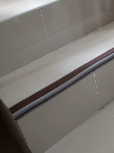 Aesthetic Non-Slip Rubber Stair Treads for Safety