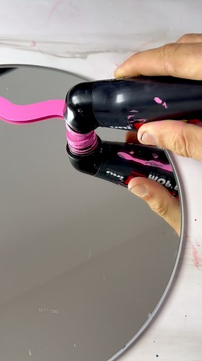 Easy DIY Idea! 💡 Let’s Customize a Mirror with Mop’r Paint Markers! ✨🤩 | Gaspi - Artist Oh My God