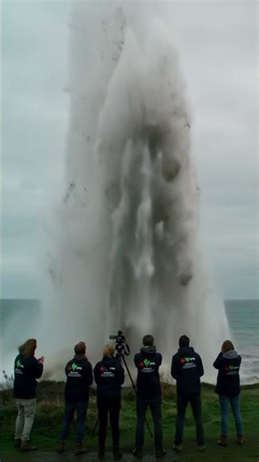 Massive underwater explosion caught on camera. #Blast