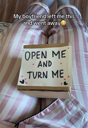 Get our memory box at ✨surpriseebook.com✨🎁 #pics #memories #love #box #gift