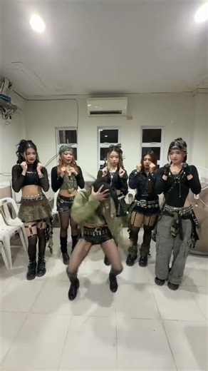 she just had to | FINIX Concert on Mar 28, 2026 at Seascape Village, Pasay | Buy your tickets now!