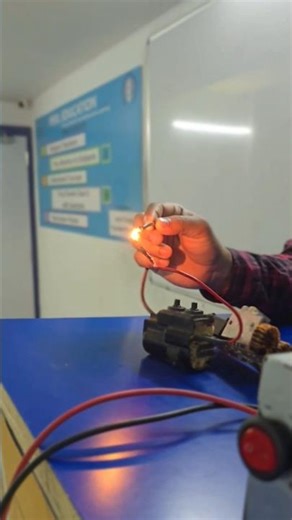 Electric arc lamp, Invention of electric bulb, Physics experiment.