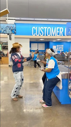 Walmart employees are awesome !! 🌎⭐️