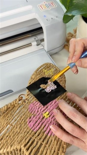 Cricut Scrap Vinyl Idea | Stenciled Basket DIY 🌸