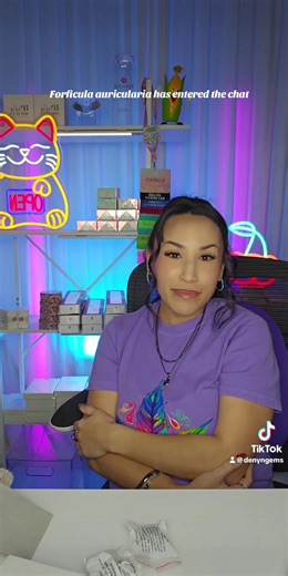 I screamed like I saw a ghost, but it was just an earwig with audacity. #earwigs #surprisereveals #bombparty #osha