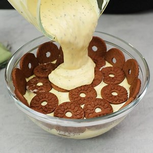 Impress everyone with this easy and delicious dessert. | Cookery Recipes
