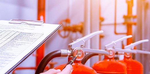 Vérification et maintenance d'extincteur : les contrôles indispensables