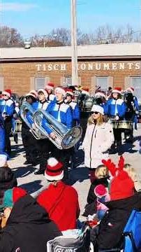 Belleville Santa Parade 2025 #christmas #parade #foryou #travel #santa #grinch #usa #pov #city