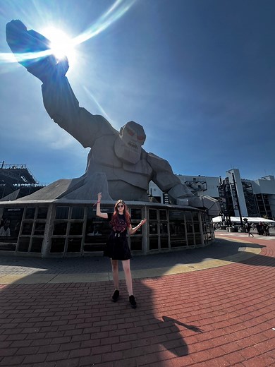Thank you Dover Motor Speedway for having me this weekend! Dover Motor Speedway NASCAR #bagpipes #bagpiper #allythepiper #nascar #racetrack | Ally the Piper