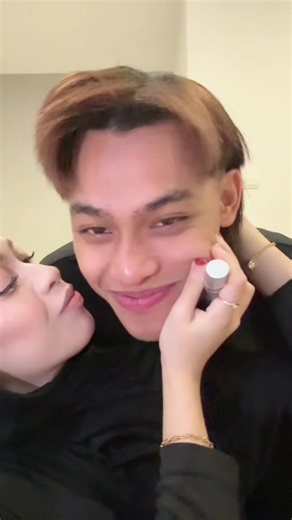 Dazzle Me: Lip Lacquer Texture Review