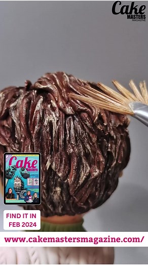 Take a closer look at some of the intricate details in this incredible Riding a Dinosaur by Unicorn Art Cakes 😍 Build your very own plywood structure, learn how to work with RKT, modelling chocolate and much more!Are you ready to take on this challenge and make your very own? Let us know in the comments below 🙌 | Cake Masters