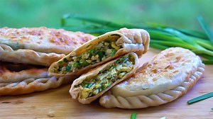 A chive CRISPY Dumpling recipe you must try! | Strictly Dumpling