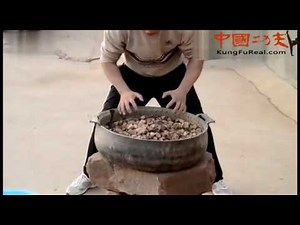 shaolin training----Traditional Shaolin Kung Fu Iron Palm training video